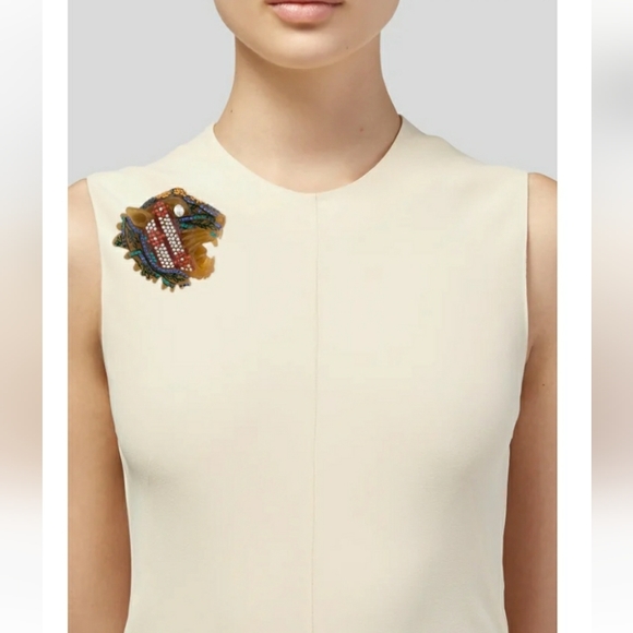Gucci Rajah Tiger Head Resin Brooch/Multi-colored Embellished Crystals - Picture 3 of 8